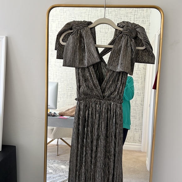 Limited Edition Zara silver long gown with bow shoulders - Picture 8 of 9